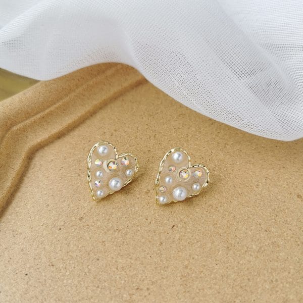 Fashion Transparent Resin Pearl Love Heart Earring