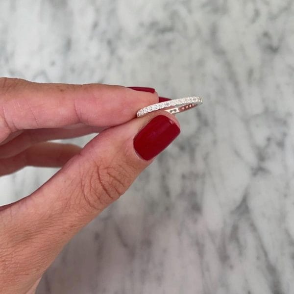 925 STIRLING SILVER BAND WITH CUBIC ZIRCONIAS