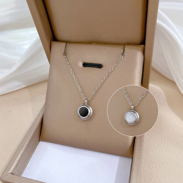 Titanium Fashion Necklace - Circle